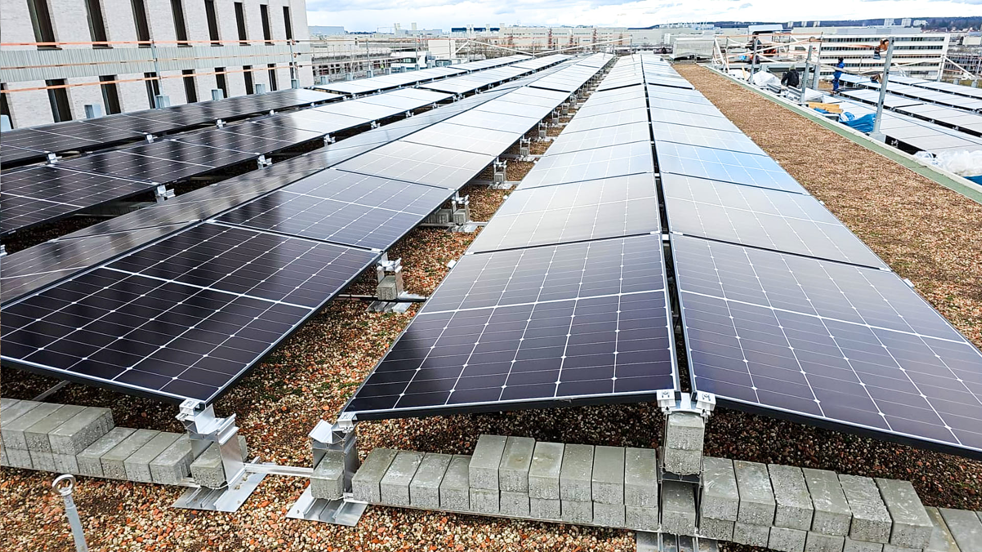 ENPLA-Flugfeldklinikum-Boeblingen-Photovoltaikanlage